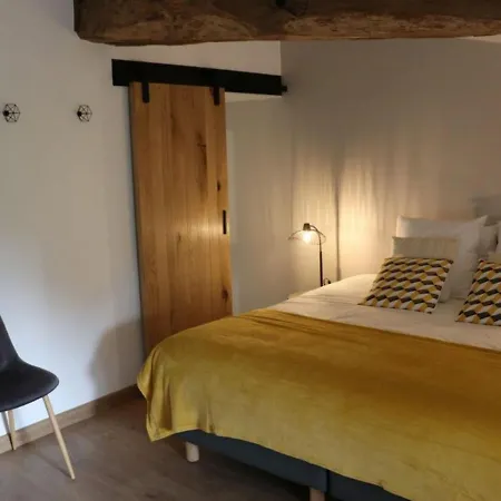Holiday home 18eme Renove Avec Piscine Couverte, Terrasse, Loisirs Et Wifi - 6 Pers. - Fr-1-426-432