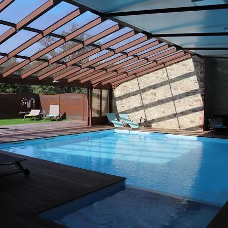 بيت للعطل 18eme Avec Piscine Couverte, Terrasse Et Salle De Jeux - 6 Pers - Fr-1-426-432 *