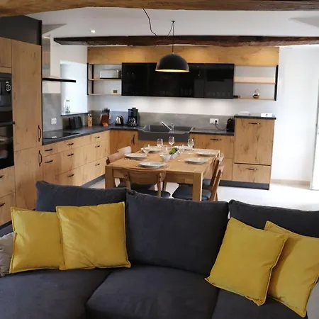 بيت للعطل 18eme Avec Piscine Couverte, Terrasse Et Salle De Jeux - 6 Pers - Fr-1-426-432